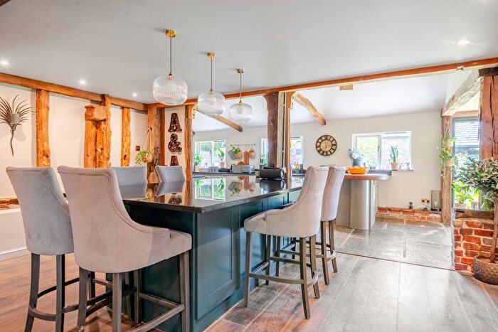 5 Bedroom Detached House To Rent In Cousley Wood, Wadhurst, TN5