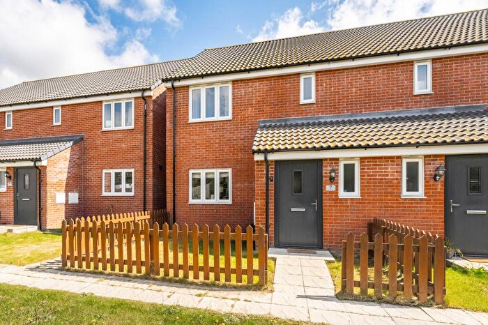 3 Bedroom Semi Detached House For Sale In Claypit Lane, Fakenham, NR21