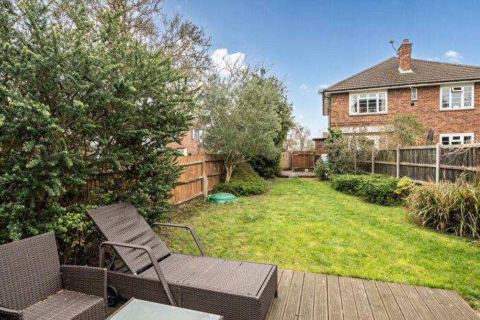2 Bedroom Maisonette For Sale In St. James's Avenue, Beckenham, BR3