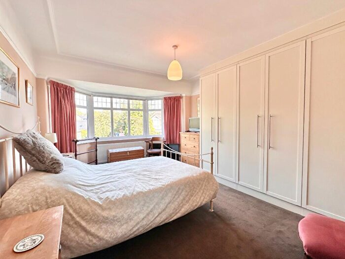 3 Bedroom Detached House For Sale In Craddock Road, Sale, Trafford, Greater Manchester, M33