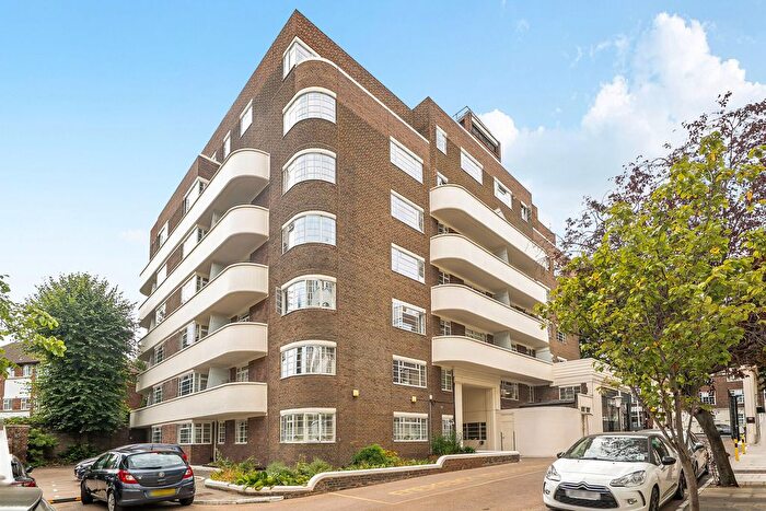 Studio For Sale In Sheen Road, Richmond, TW9