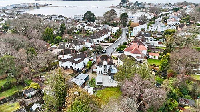 4 Bedroom Detached House For Sale In Marina Drive, Poole, BH14