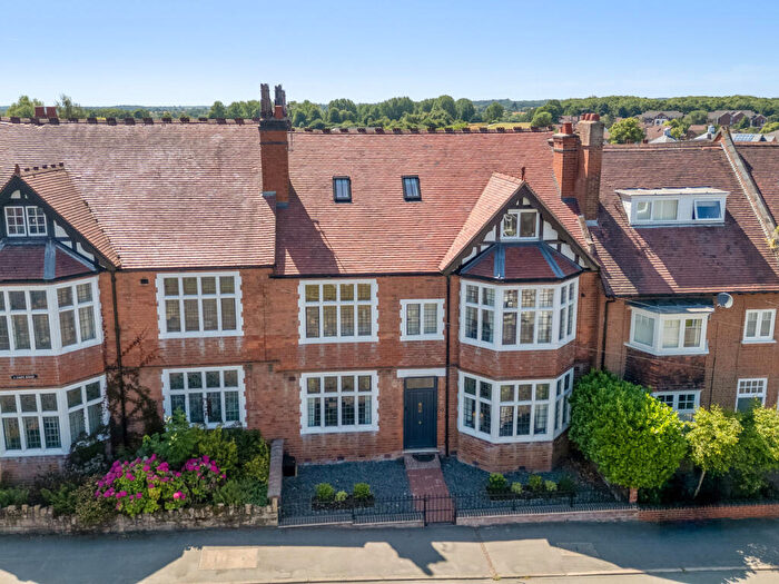 5 Bedroom Terraced House To Rent In Cape Road, Warwick, Warwickshire, CV34