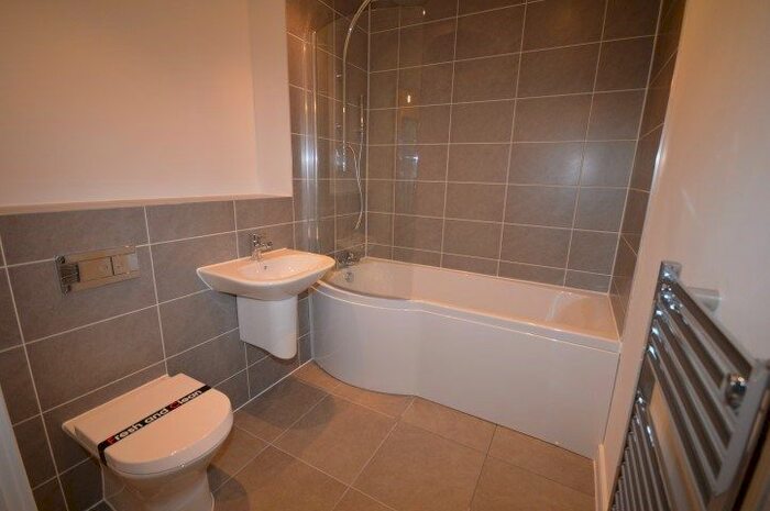 1 Bedroom Flat To Rent In Dunn Side, Chelmsford, CM1