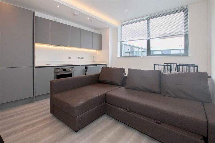 1 Bedroom Flat To Rent In Capital Drive, Linford Wood, Milton Keynes, MK14