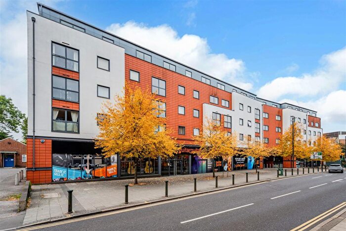 2 Bedroom Flat For Sale In Church Street, Epsom, KT17