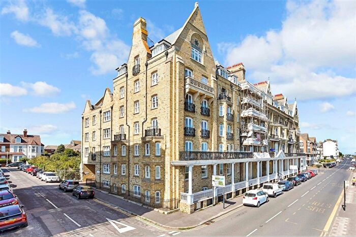 3 Bedroom Maisonette For Sale In D'este Road, Ramsgate, Kent, CT11