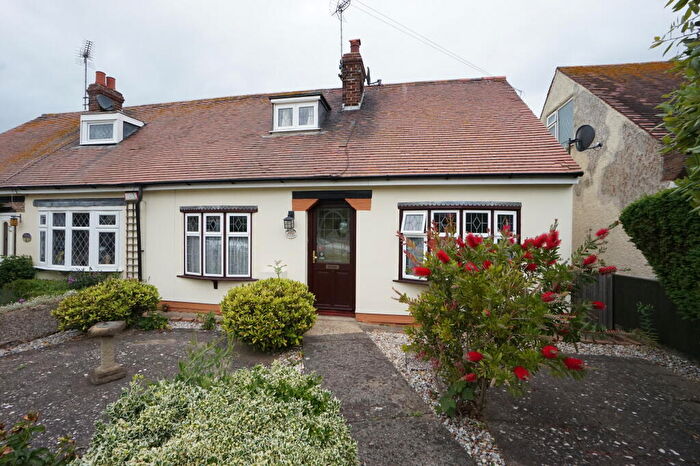 4 Bedroom Semi-Detached Bungalow For Sale In Canute Road, Birchington, CT7