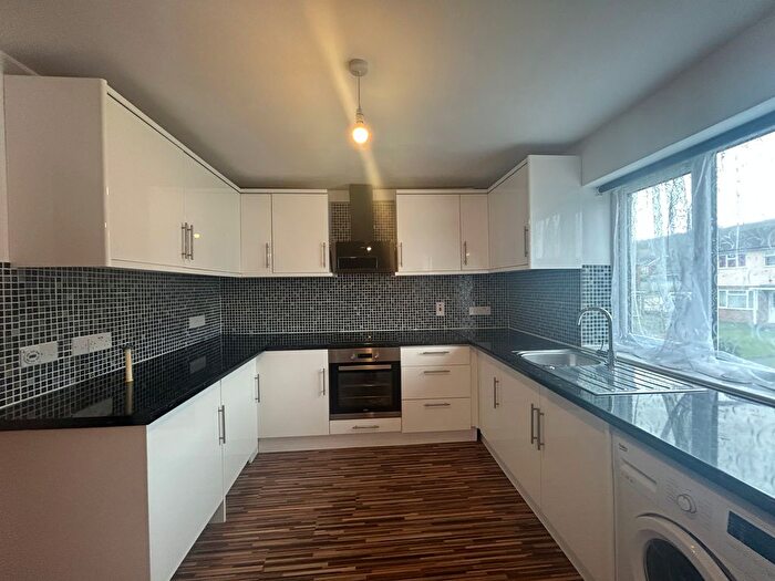 1 Bedroom Flat To Rent In Woodpiece Road, Upper Arncott, Bicester, OX25