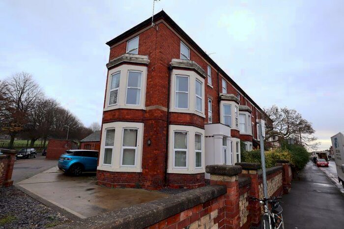 2 Bedroom Apartment To Rent In West Parade, Lincoln, LN1