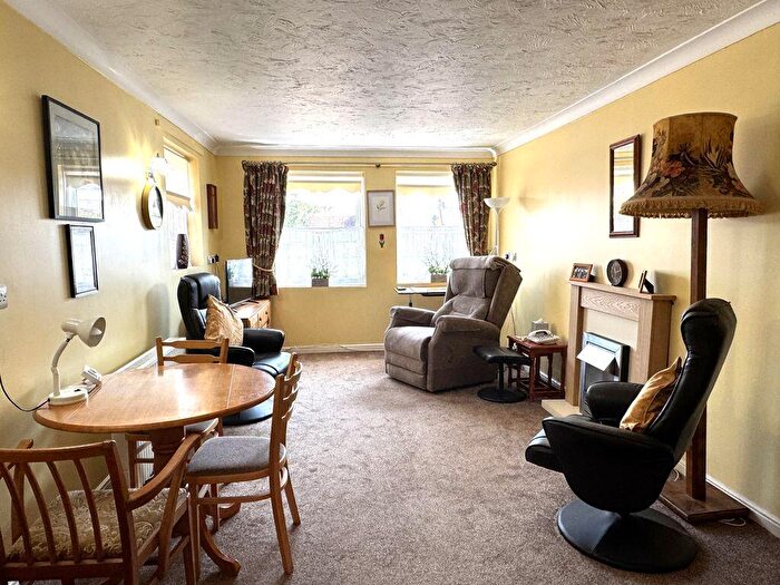 1 Bedroom Retirement Property For Sale In Hillyard Court, Mill Lane, Wareham, BH20 - Photo 2