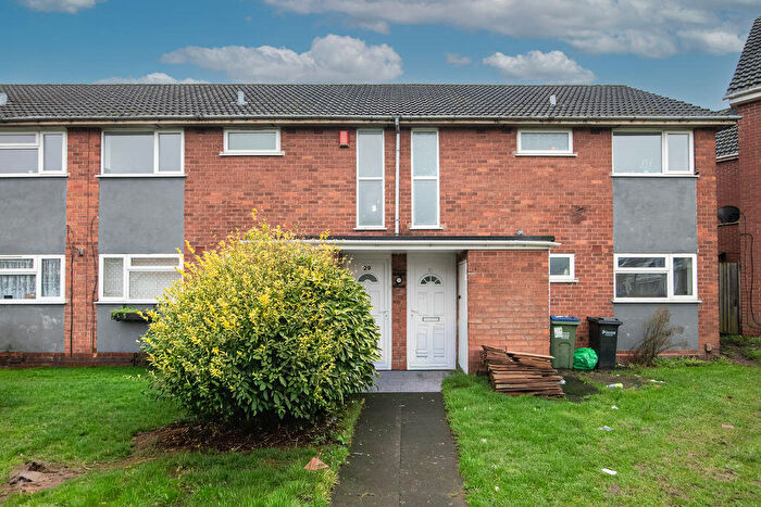 1 Bedroom Maisonette For Sale In Tudor Court, Tipton, DY4