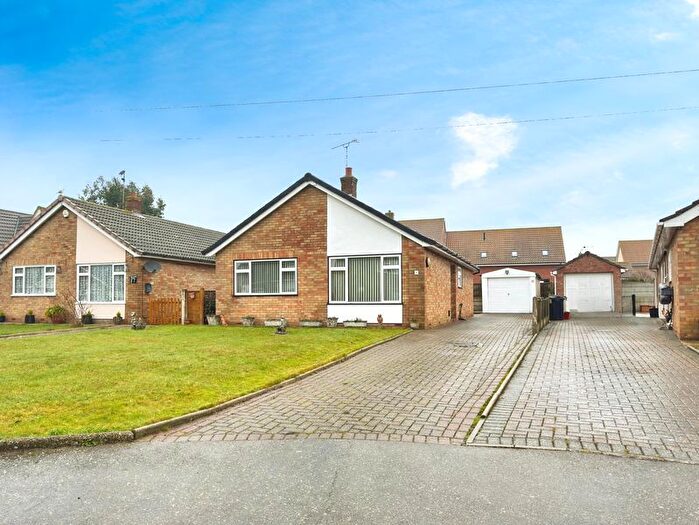 3 Bedroom Bungalow For Sale In Kirkhurst Close, Brightlingsea, CO7