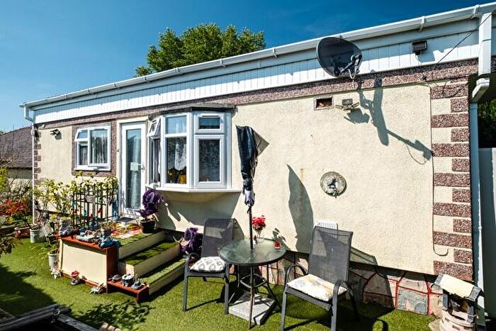 2 Bedroom Park Home For Sale In , LD1