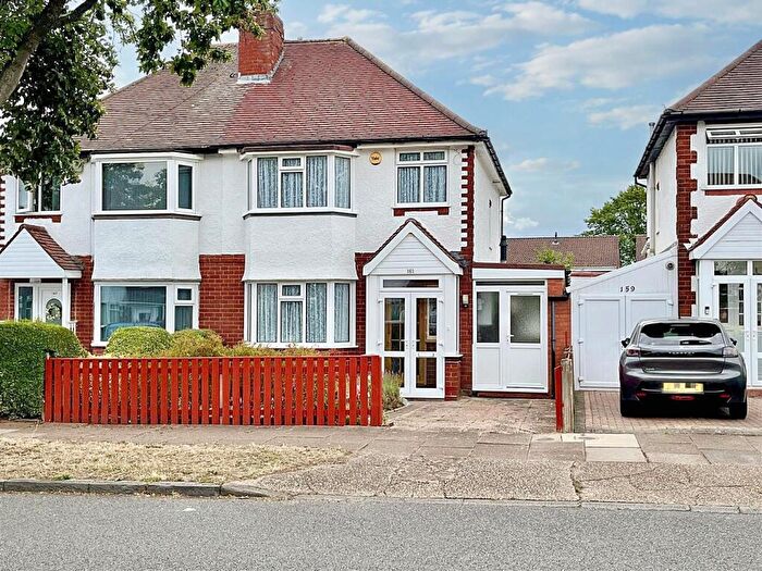 3 Bedroom Semi-Detached House For Sale In Springthorpe Road, Erdington, Birmingham, B24