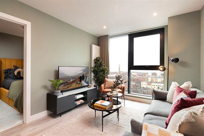 2 Bedroom Apartment To Rent In Holland Street, Glasgow, G2