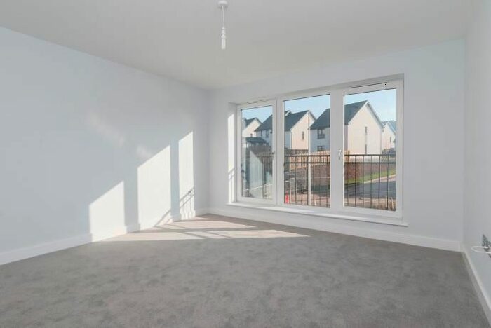 2 Bedroom Flat To Rent In Kane Wynd, Edinburgh, EH16