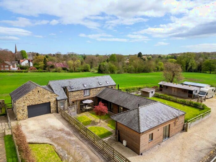 4 Bedroom Equestrian Facility For Sale In Westways, Thorner, Leeds, LS14