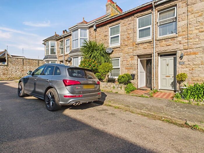 3 Bedroom Property For Sale In Richmond Street, Heamoor, Penzance, TR18