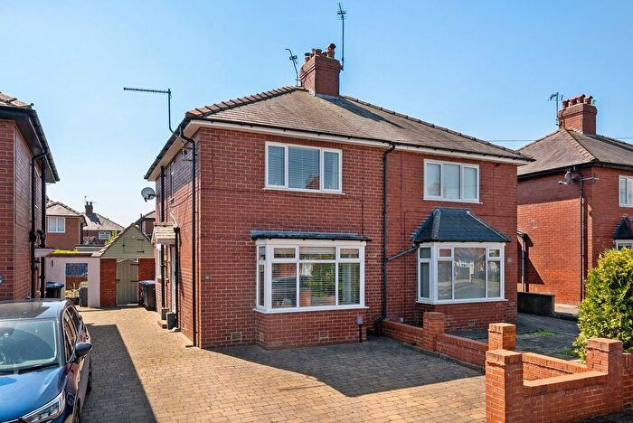 3 Bedroom Semi-Detached House For Sale In St John's Grove, Harrogate, HG1