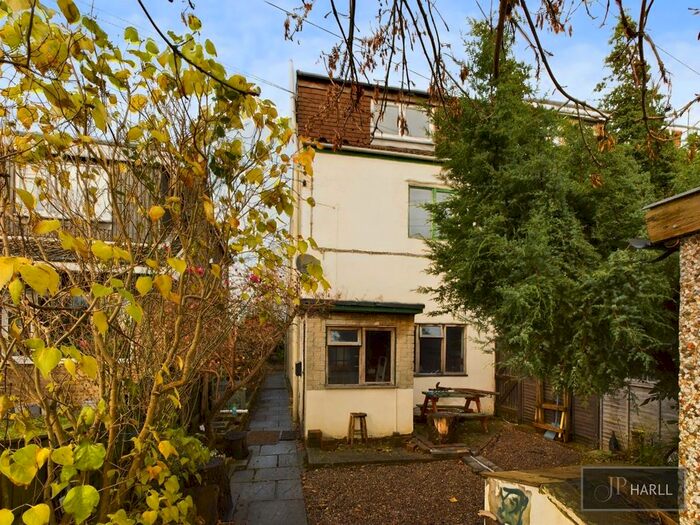 2 Bedroom End Of Terrace House For Sale In Brooklands, South Milford, Leeds, LS25