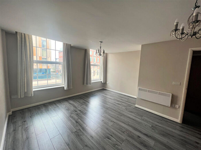 2 Bedroom Flat To Rent In Kemley House, HU2