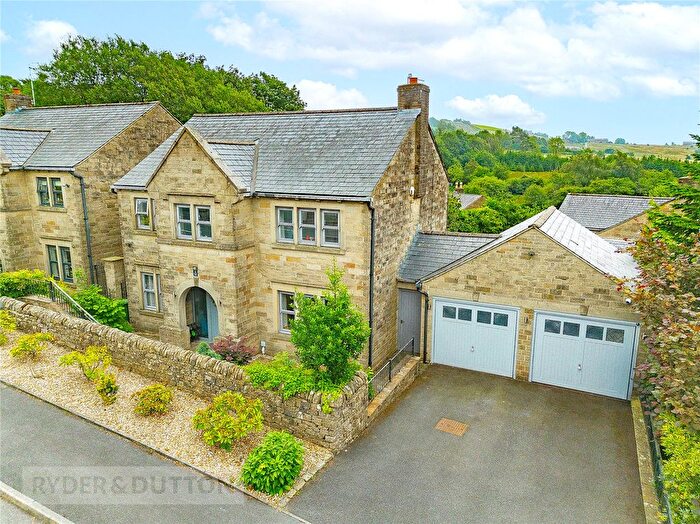 4 Bedroom Detached House For Sale In Range Lane, Denshaw, Saddleworth, OL3