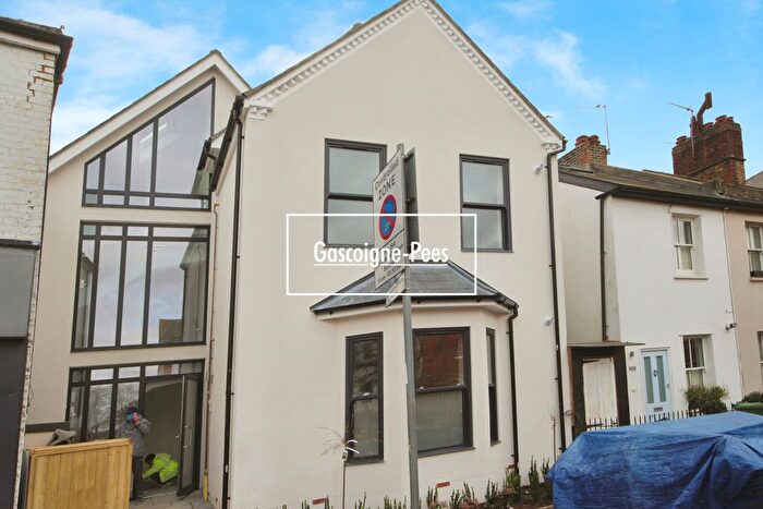 2 Bedroom Flat To Rent In Canbury Park Road, Kingston Upon Thames, KT2