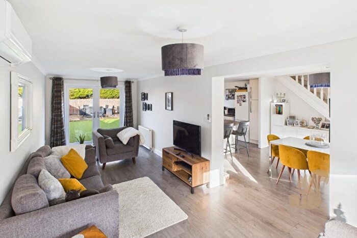 3 Bedroom End Of Terrace House For Sale In Rubens Gate, Springfield, Chelmsford, CM1