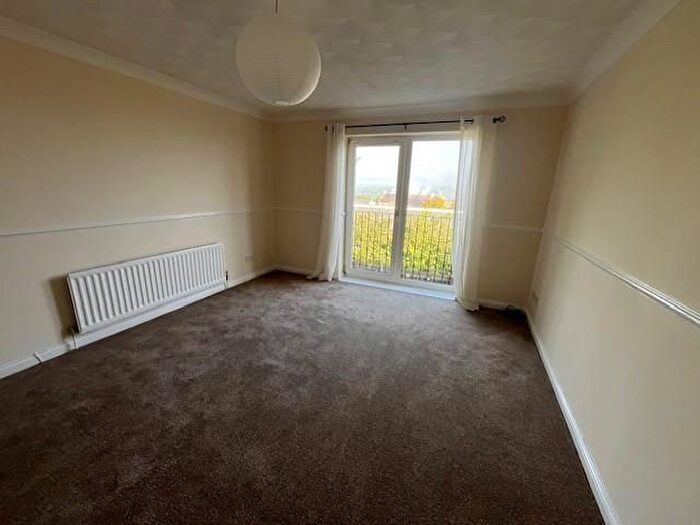 2 Bedroom Property To Rent In Oakfield Park, Prudhoe, NE42