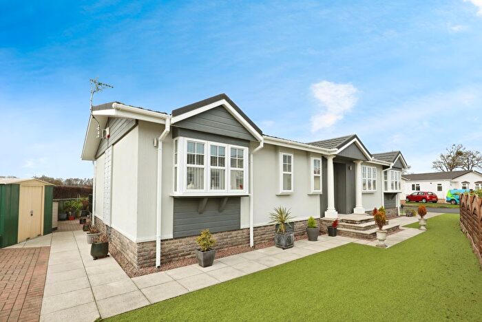 2 Bedroom Bungalow For Sale In Didbrook End, Broadway, Worcestershire, WR12