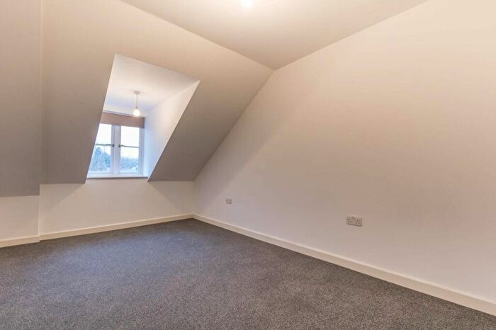 2 Bedroom Apartment To Rent In Riverside Place, Kendal, LA9
