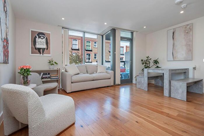 1 Bedroom Apartment For Sale In Prebend Street, London, N1