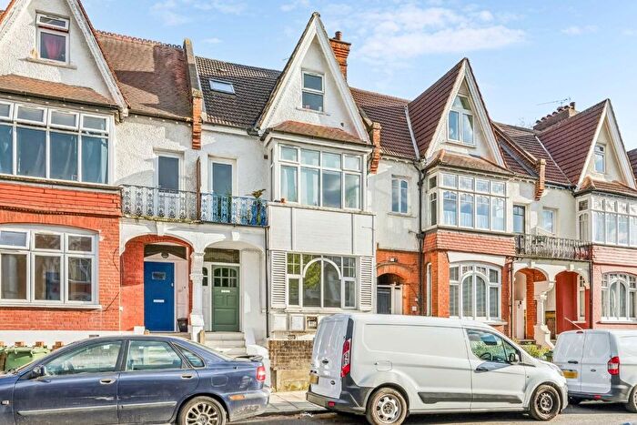 2 Bedroom Flat To Rent In Broxholm Road, West Norwood, SE27
