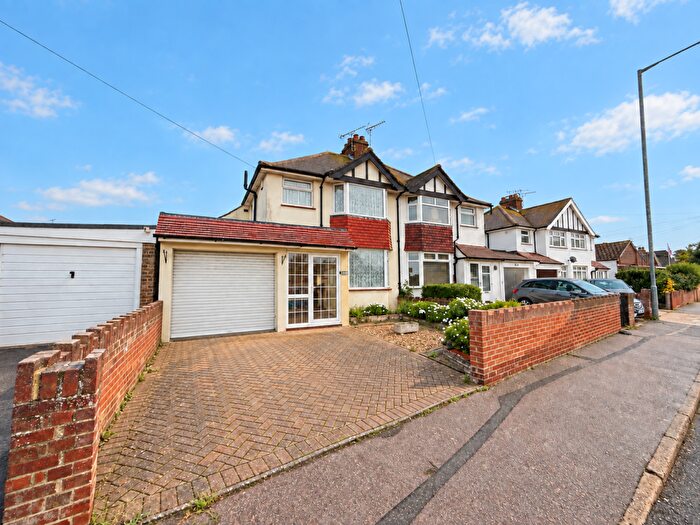 3 Bedroom Semi-Detached House For Sale In Minnis Road, Birchington, CT7