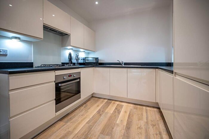 1 Bedroom Flat To Rent In Wey Corner, Guildford, , Guildford, GU1
