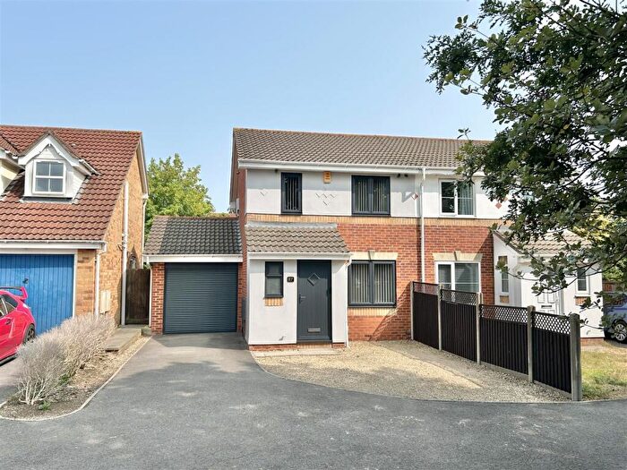 3 Bedroom Semi-Detached House For Sale In The Culvert, Bradley Stoke, Bristol, BS32