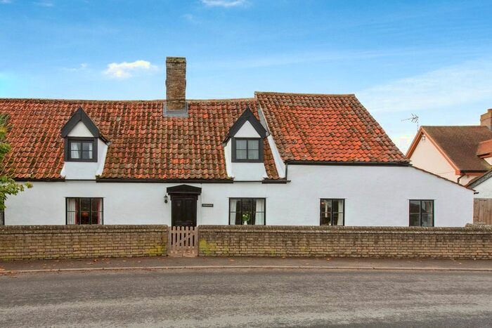 3 Bedroom Semi-Detached House For Sale In Beeches Road, West Row, Bury St. Edmunds, Suffolk, IP28