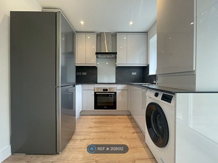 3 Bedroom End Of Terrace House To Rent In Riviera Drive, Liverpool, L11