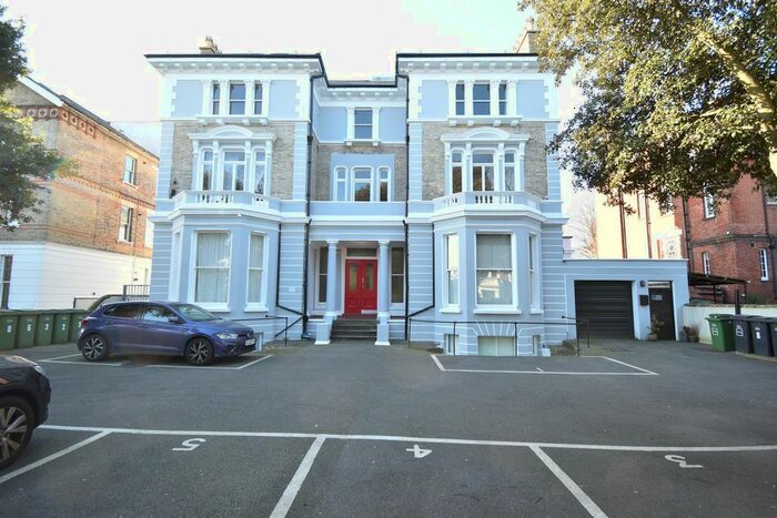 1 Bedroom Flat To Rent In Upper Maze Hill, St. Leonards-On-Sea, TN38