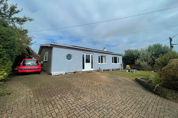 3 Bedroom Bungalow For Sale In Waldershare Road, Ashley, CT15