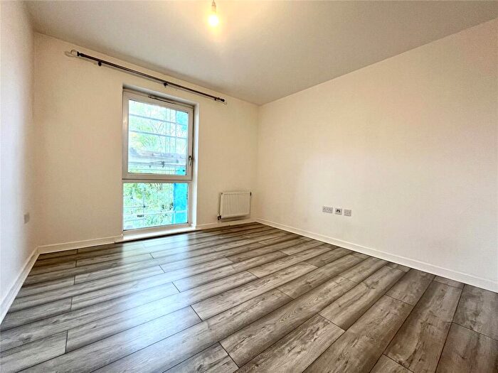 2 Bedroom Apartment To Rent In Bewick Villas, Henslow Crescent, Dartford, Kent, DA1