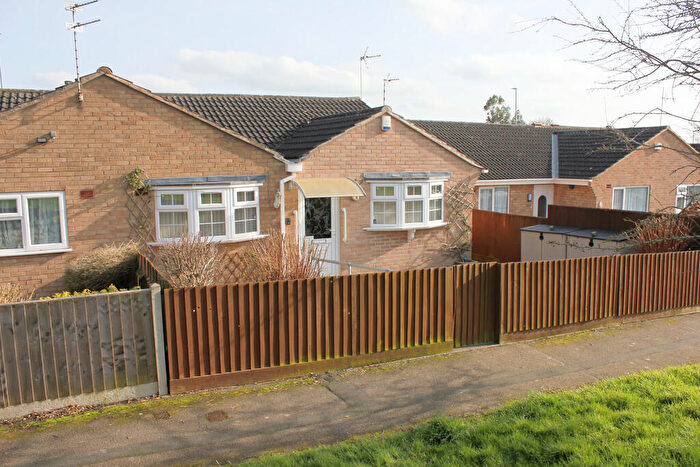 2 Bedroom Semi-Detached Bungalow For Sale In Staindale, Wigston, LE18