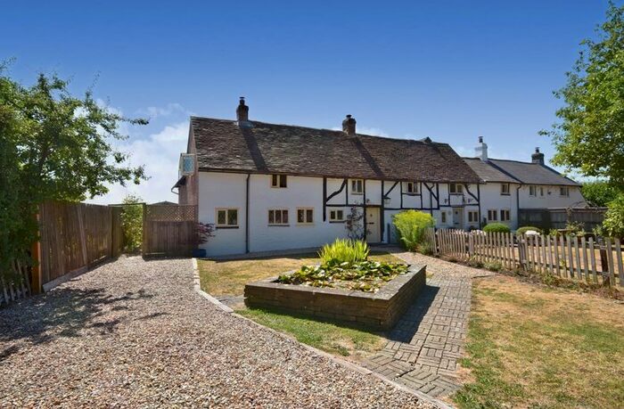 3 Bedroom Semi-Detached House For Sale In Bentley, Farnham, GU10