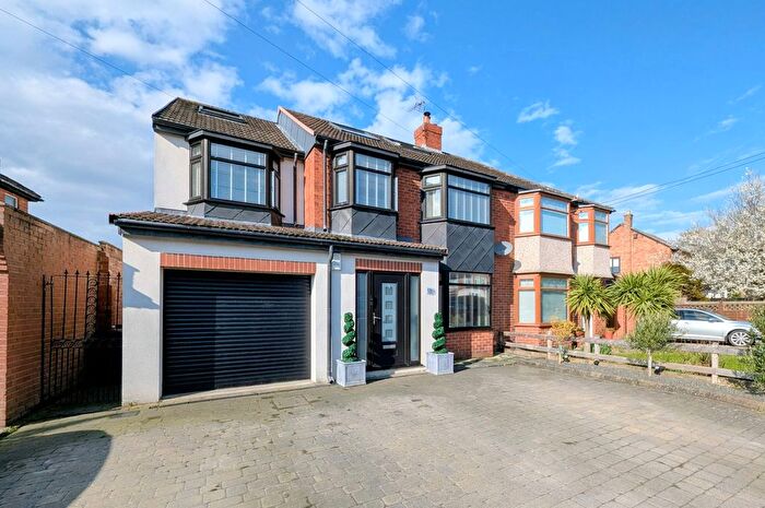 5 Bedroom Semi-Detached House For Sale In Charlton Grove, Cleadon, SR6