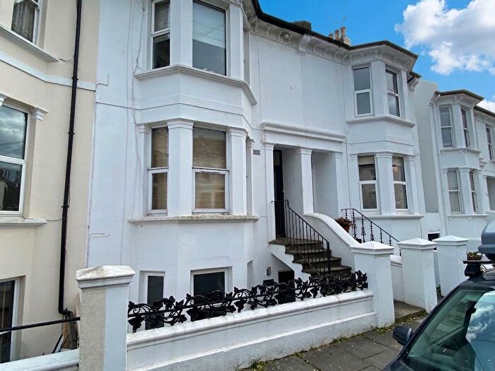 1 Bedroom Flat To Rent In Goldstone Road, Hove, BN3