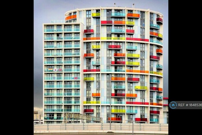 2 Bedroom Flat To Rent In Warton Road, London, E15