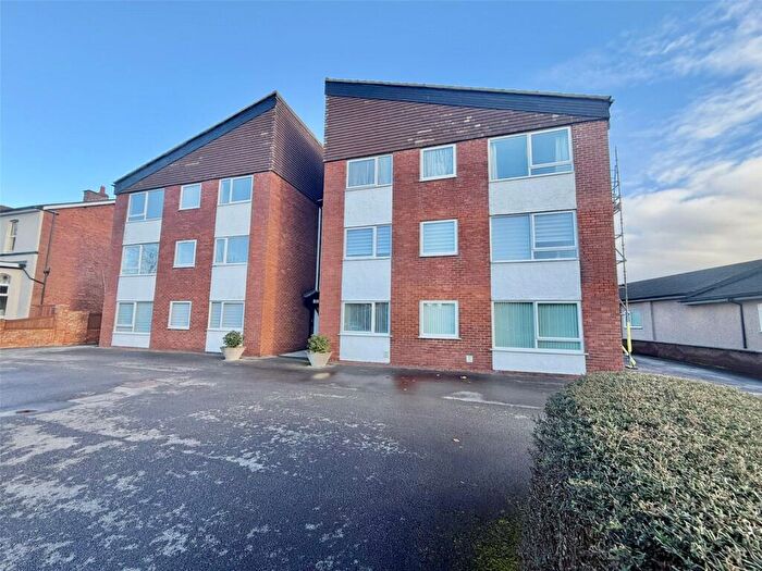2 Bedroom Apartment For Sale In Duke Street, Southport, PR8