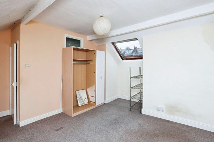 3 Bedroom Terraced House For Sale In Woodseats Road, Sheffield, South Yorkshire, S8