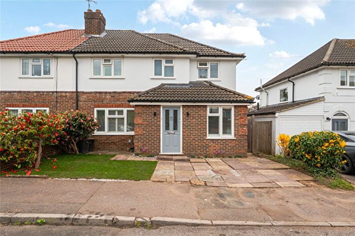 4 Bedroom Semi Detached House For Sale In Swaffield Road, Sevenoaks, Kent, TN13